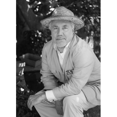 Miguel Flores-Vianna